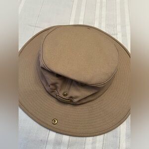 Biltmore hat